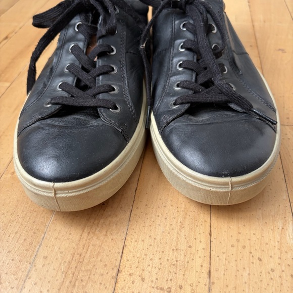 Ecco Sneakers Soft Black Leather Mens Size 44 (US size 10-10.5 ) Low Top Black - Picture 9 of 12